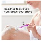 Schick Hydro Silk Razor for Women with 2 Moisturizing Razor Blade Refills - Image 4